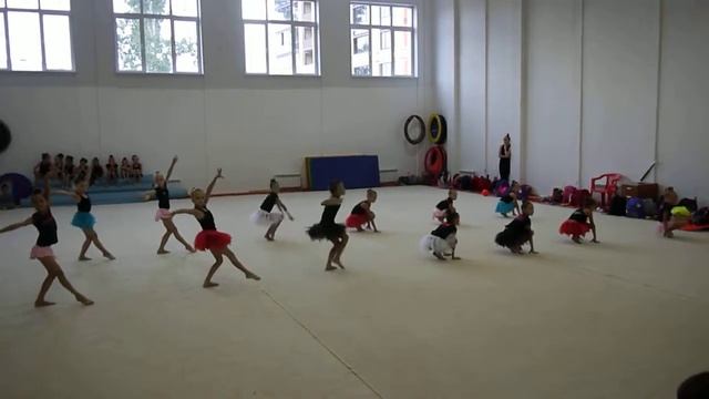 группа 3 танец смотреть онлайн