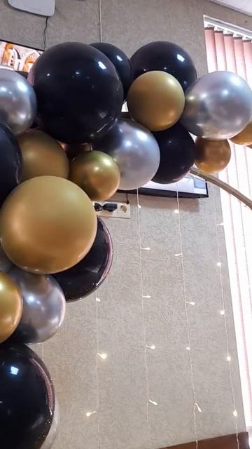 оформление шарами. 30 лет