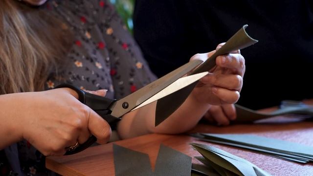Помощь фронту продолжается! смотреть онлайн