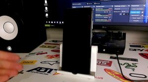 Телефон не заряжается и не включается