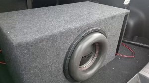 Мощный сабвуфер от DL-AUDIO Phoenix Black Bass 10 делает ветер💨