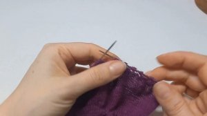 Мк: кайма для изделия, связанного сверху вниз лицевым полотном.Предотвращает закручивание края.