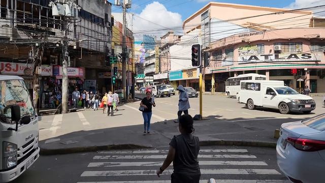 Небольшая прогулка, по улицам и центру Себу! ФИЛИППИНЫ)= смотреть онлайн