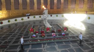 Смена караула на Мамаевом кургане Волгоград