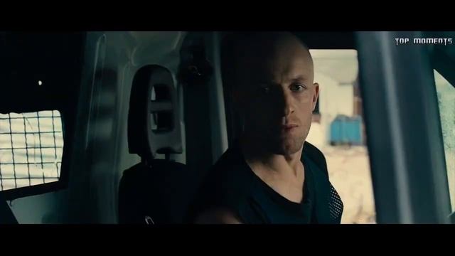 Давай потихоньку к той машине! 13-й район (2004) смотреть онлайн