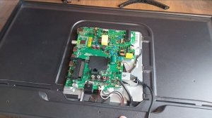 MI L32M5-5ARU   обзор