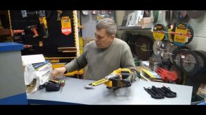 Міні-пилка ланцюгова акумуляторна безщіткова DeWALT