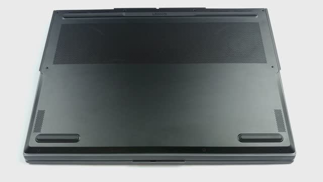 Разборка ноутбука Lenovo Legion 7 (15) смотреть онлайн