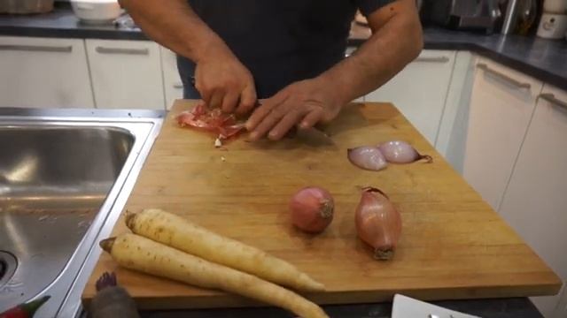 Как правильно готовить вкусный и сочный говяжий стейк смотреть онлайн