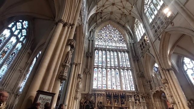 Будні в Англії. Собор у Йорку/York Minster. Подорож до Йорку ? смотреть онлайн