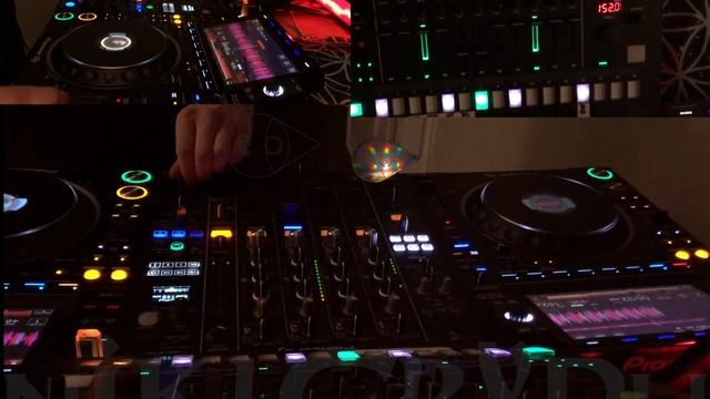 NiKLGRYPH ๛ iNdusTRiAL TeCHNo ΣχρεяiмэиτλL Techno Musik CDJ3000,DJM900NXS2,TR8S HARD TE смотреть онлайн
