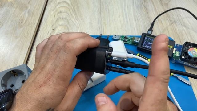 Старі блоки зарядки на 1 Ампер IPhone, Lenovo Огляд та Тест смотреть онлайн