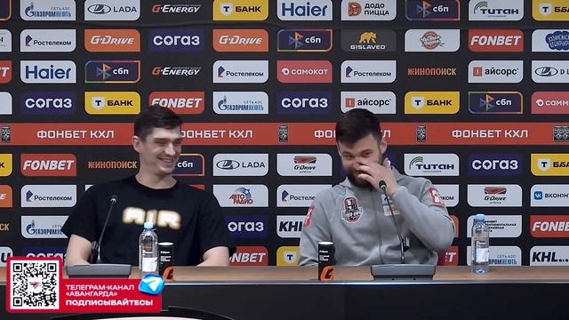 Ги Буше и игроки «Авангарда» перед вторым раундом пле?