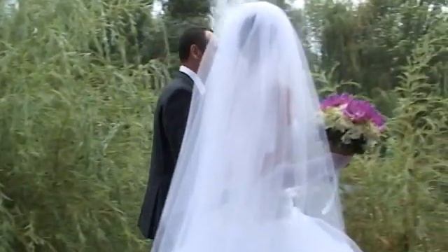 Август 2011 Иван + Любовь .mpg смотреть онлайн