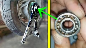 🛵Замена подшипника кронштейна зад колеса.
