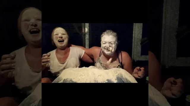 камень, ножницы,бумага челлендж))😜 смотреть онлайн