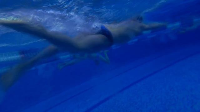 Фитнес-клуб X-Fit смотреть онлайн