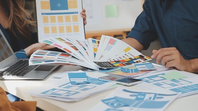 Vecteezy_website-designer-creative-planning-application-development_33552788