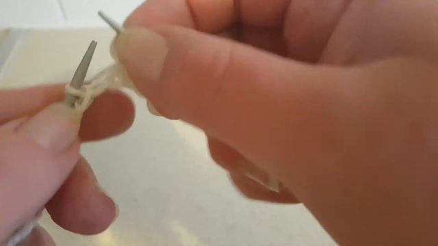 Вязание спицами. Красивый простой узор. Объемные косички спицами. Knitting. Pretty Pattern