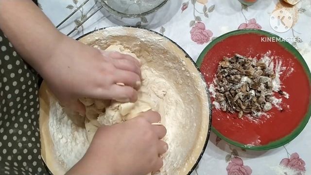 Випічка до свята. Пеку калачі та рулети з маком. Різдвя