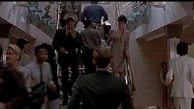 В пасти безумия смотреть онлайн