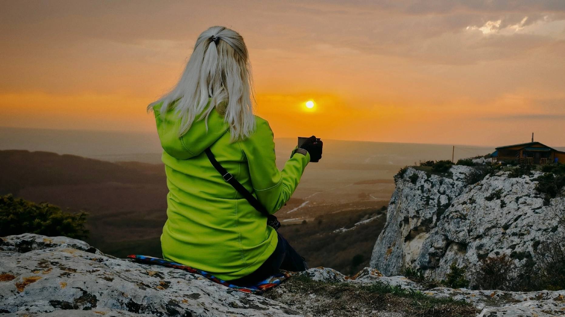 Крым: красивый маршрут через пещерные монастыри Челтер-Мармара и Шулдан.