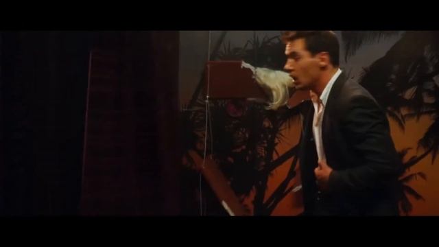 УБЕЙ КОЗЛА! (к/ф "Из Парижа с любовью") смотреть онлайн