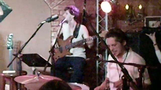 Парадуш - Халатный концерт @ 44 21.01.2010 036.AVI смотреть онлайн