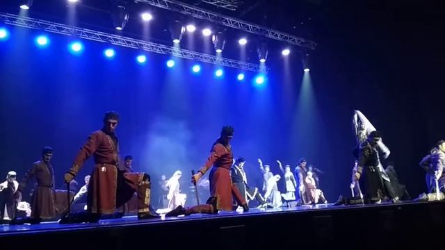 Ансамбль Сухишвили.