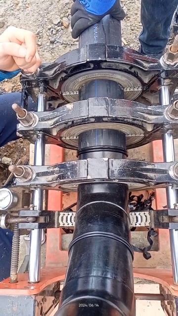 ПАЙКА ПНД ТРУБ 110 ДРЕНАЖ #ремонт #nature #дом #топ #сантехни смотреть онлайн