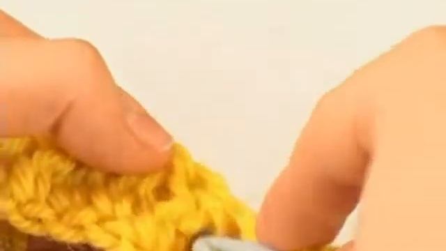 Учимся вязать крючком 06 - Плоский столбик смотреть онлайн