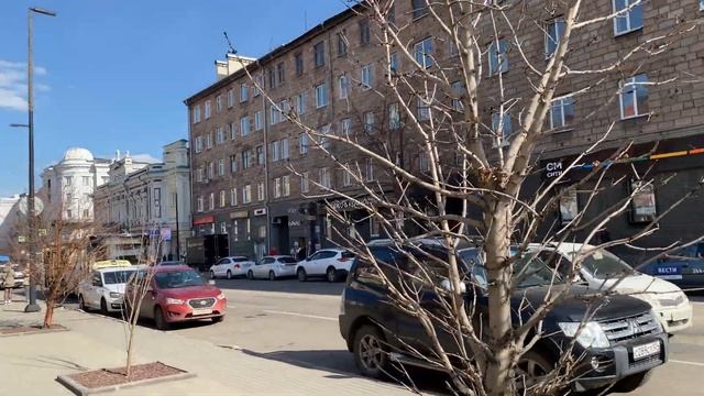 Красноярск! Веселая пара пожилых людей!