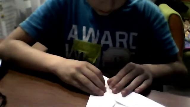 Бумажный Самолётик- паркурист смотреть онлайн