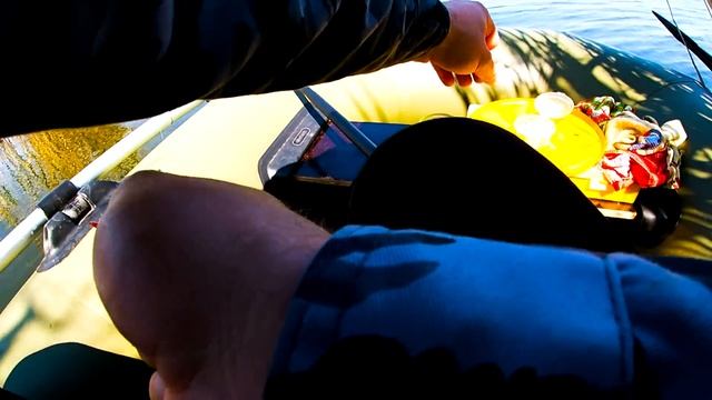 РЫБАЛКА НА ПОПЛАВОК С ЛОДКИ