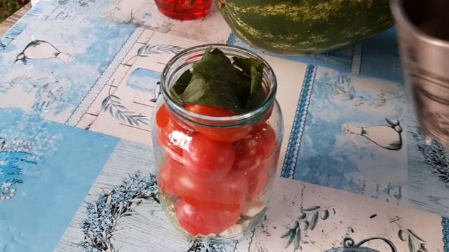 ПОМИДОРЫ ПАЛЬЧИКИ ОБЛИЖЕШЬ