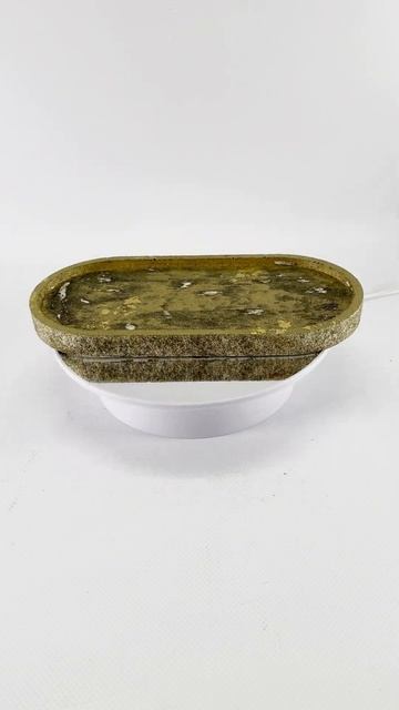 Подносы из архитектурного бетона с искусственными де?