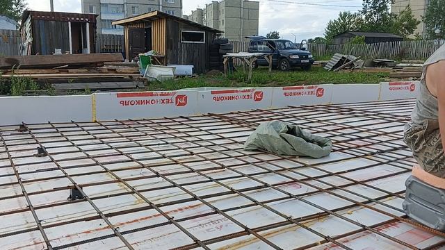 *Строительство фундаментной плиты 6×10×250 УШП*