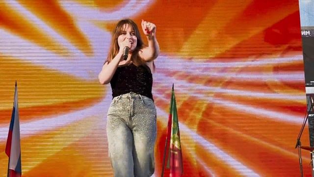 Дарья Кириллова. Белые розы, желтые тюльпаны. Кольчуги