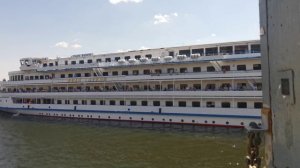 Теплоход Иван Бунин