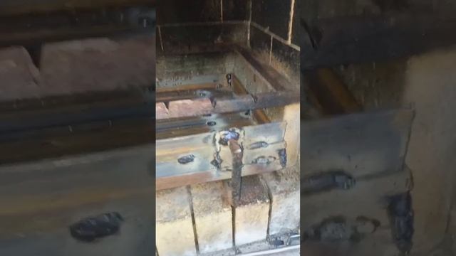 Мангал для барбекю из металлических полос и уголка смотреть онлайн