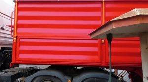 зерновоз съёмный кузов на переделанной под контейнер?