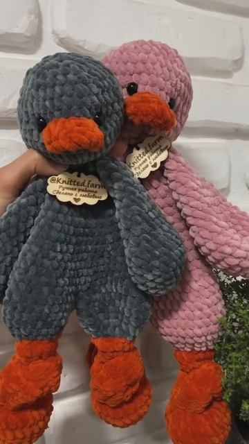 Утка-сплюшка крючком, гусь-обнимусь амигуруми по моему МК 🥰 смотреть онлайн