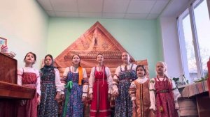 « У моей России длинные косички»