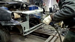 Lada Kalina. Замена телевизора/Устранение перекоса лонжеро