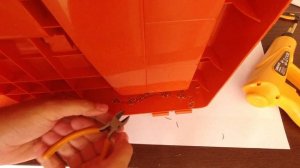 Паяльник для пластика. Обзор и ремонт пластикового ящ?