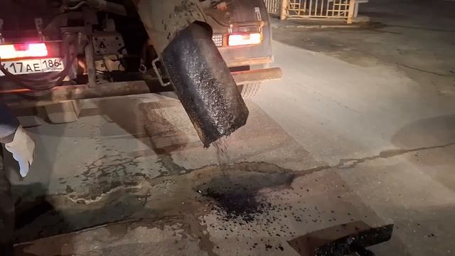 ямочный ремонт #дороги #сургуте #камаз65115