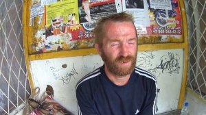 архив Один день среди бомжей/2 серия прогулка с Рыжим (18+)