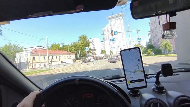 Работа в лужах в Яндекс доставка/ курьер отвёз заказ на самокате смотреть онлайн