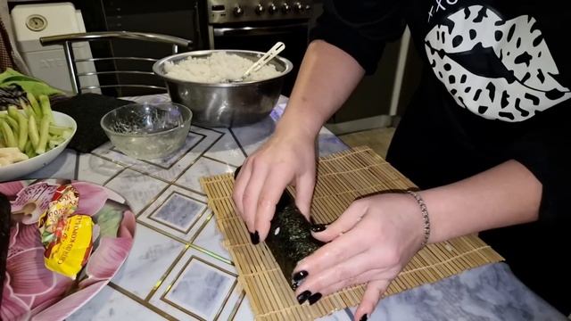 Роллы на любой вкус :рецепт для начинающих