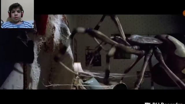 Позбор фильма "Атака Пауков". смотреть онлайн